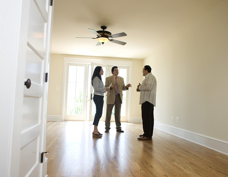 BE Offices | Estate Agents at work